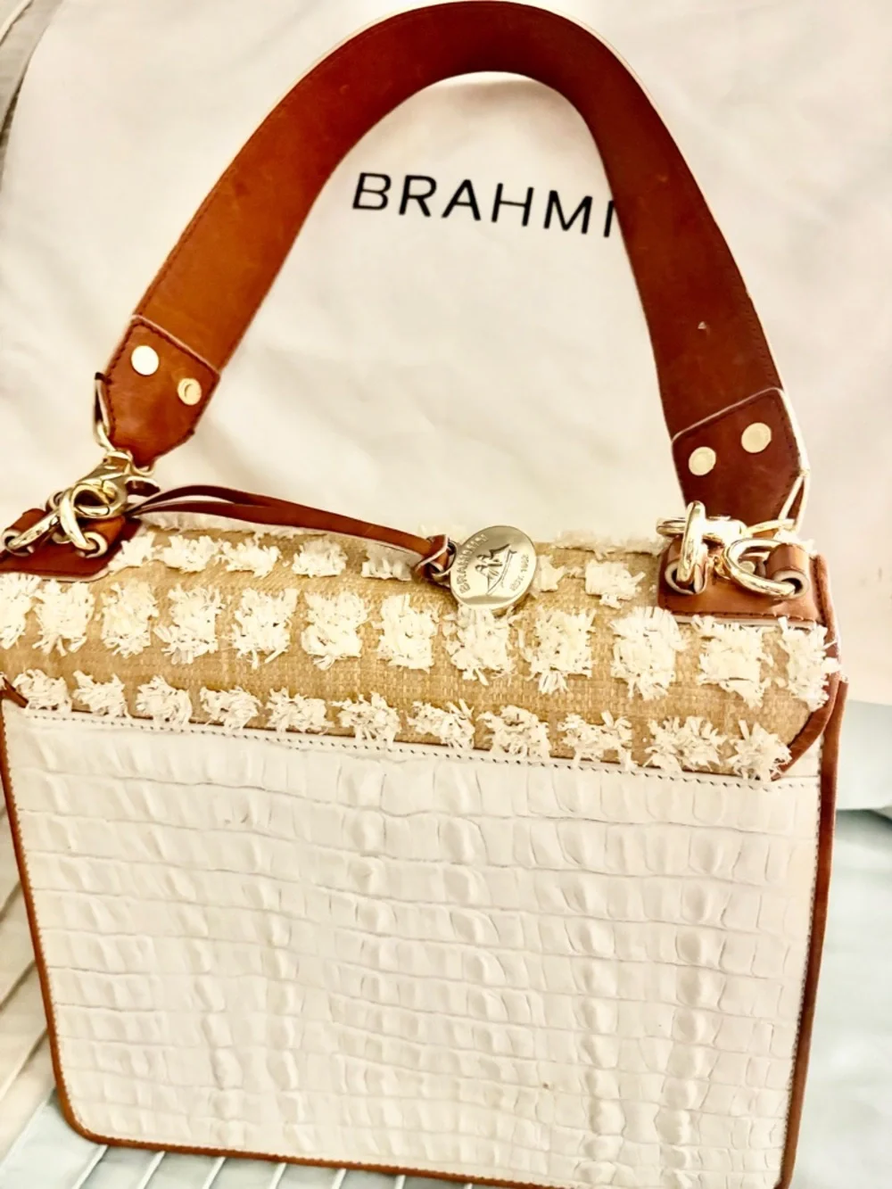 Brahmin Cream Tweed & Tan Leather Shoulder Bag with White Croc Accent - Picture 3 of 6